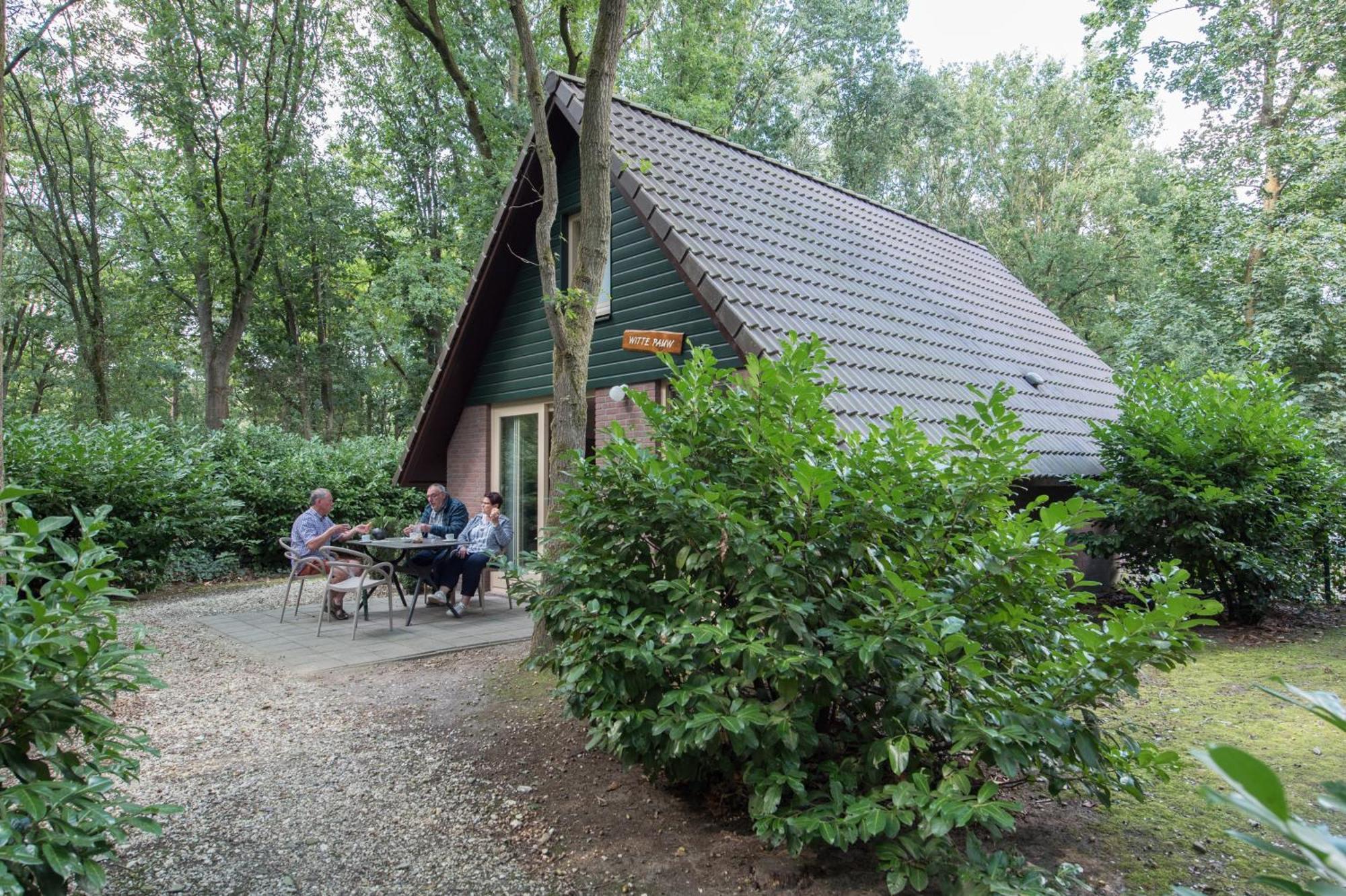 Vakantiepark Zevenbergen Heesch Eksteriør billede